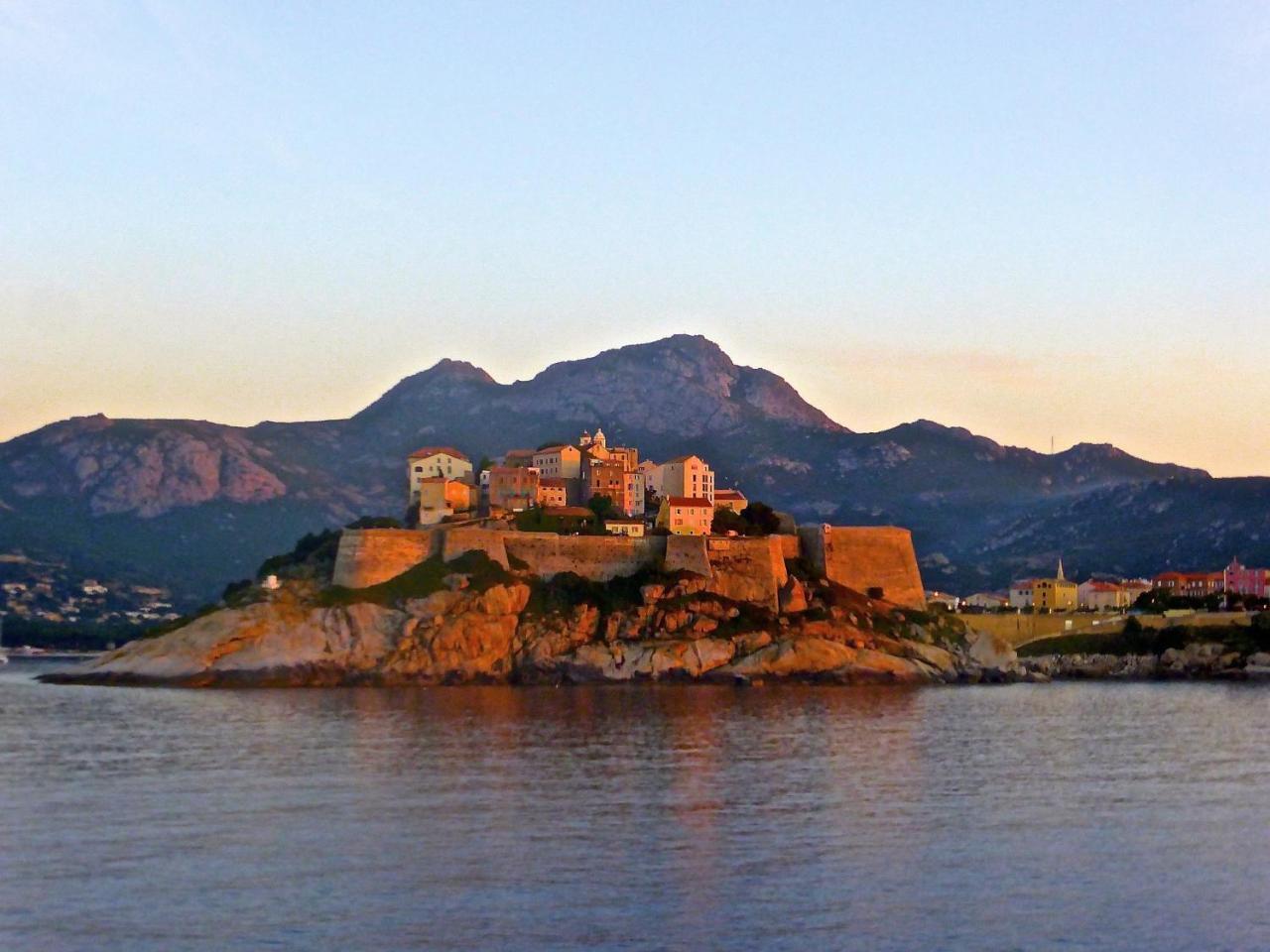 Le Magnolia Hotel Calvi  Exterior foto
